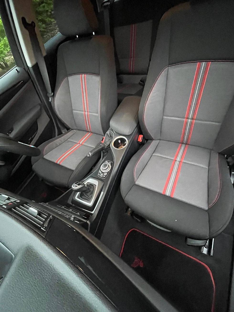 Miniatura: BMW X1 20i TURBO SPORT
