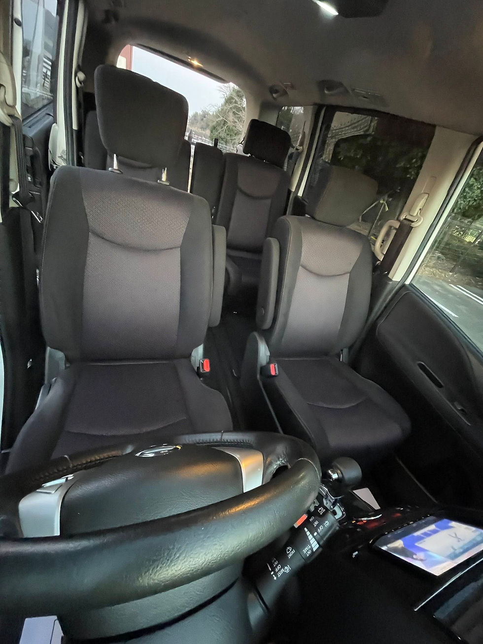 Miniatura: Nissan Serena 2011 – Highway Star V Selection
