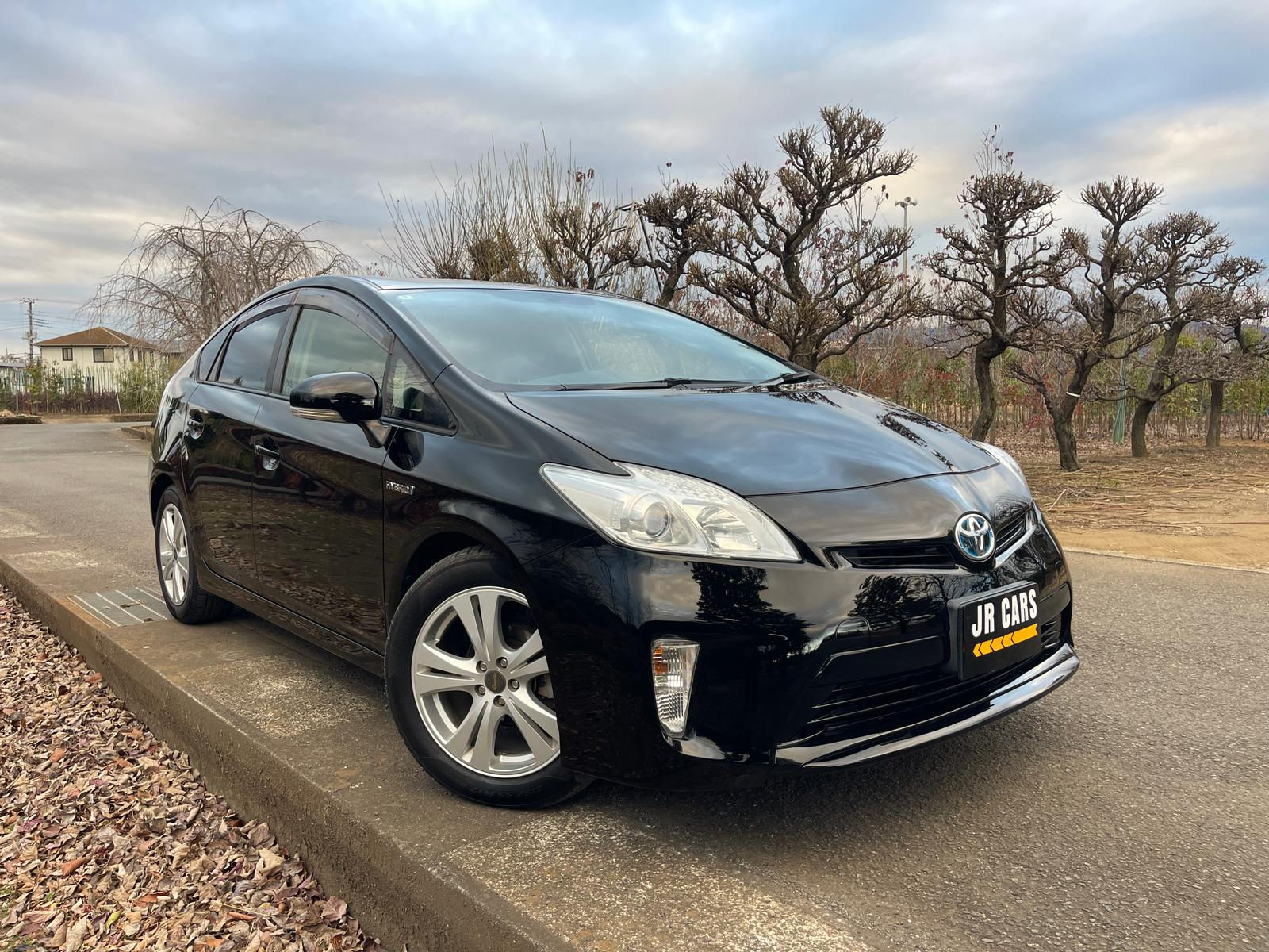 PRIUS 2013 – KOUKI (BLACK EDITION)