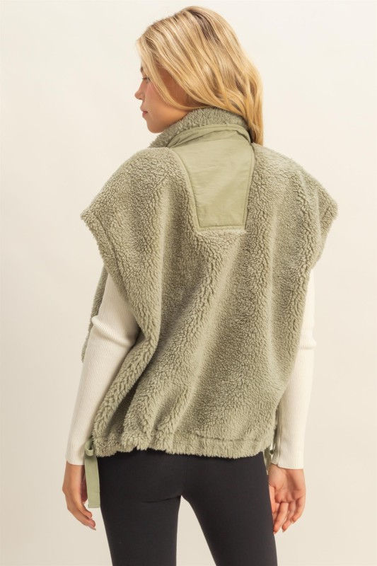 Thumbnail: Holly Sherpa Vest