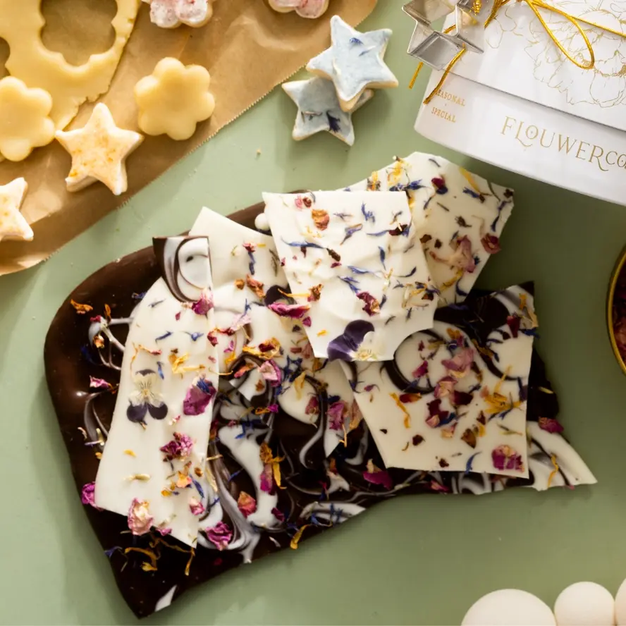 Thumbnail: Flouwer Co. Edible Flower Petals