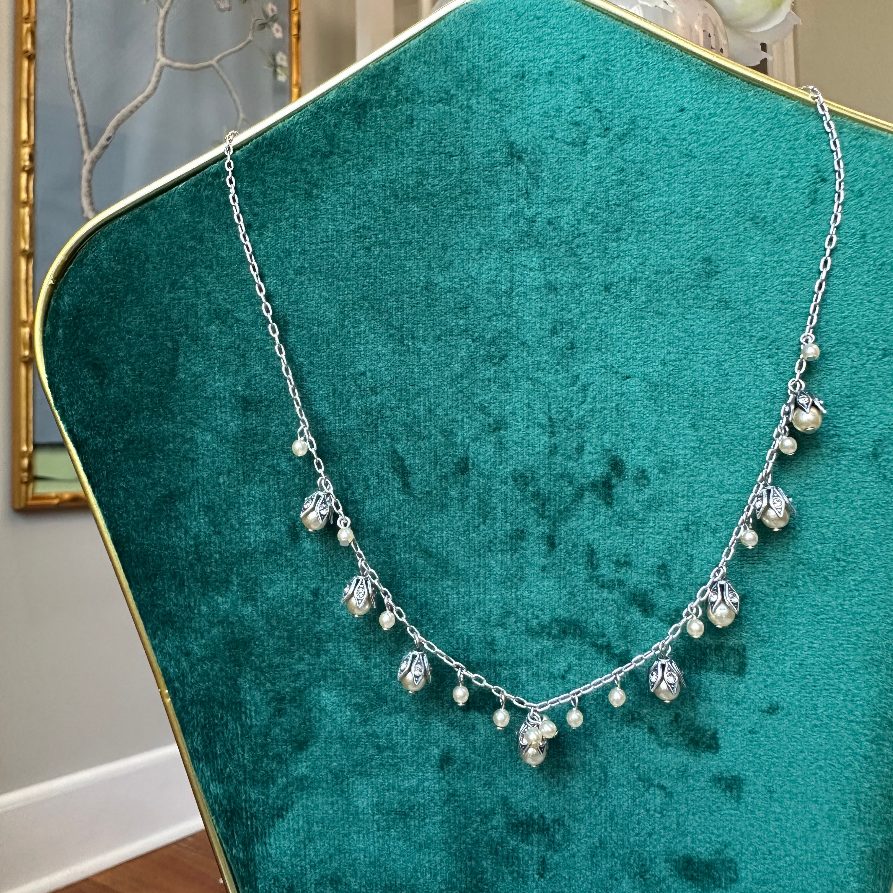 1073 Silver Beaded Necklace