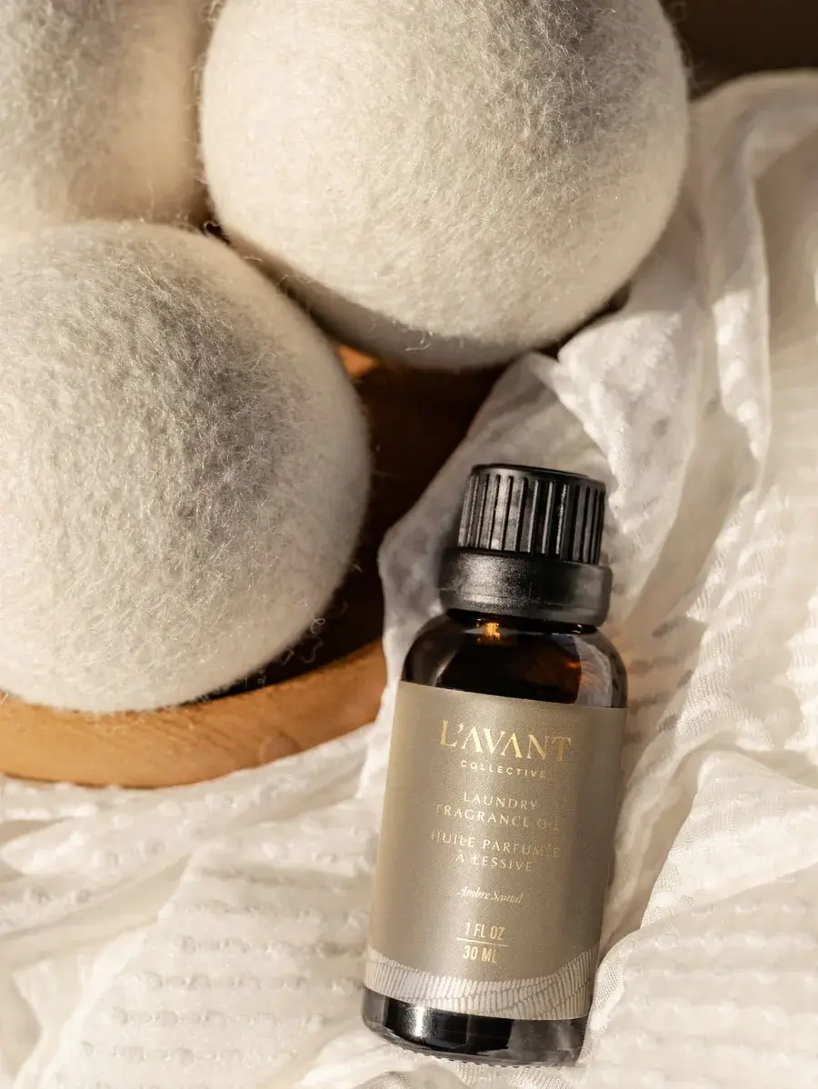 Thumbnail: Ambre Santal Laundry Oil