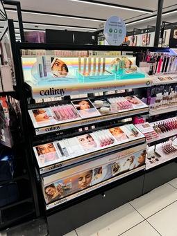 In-store visual merchandising and retail display for Caliray