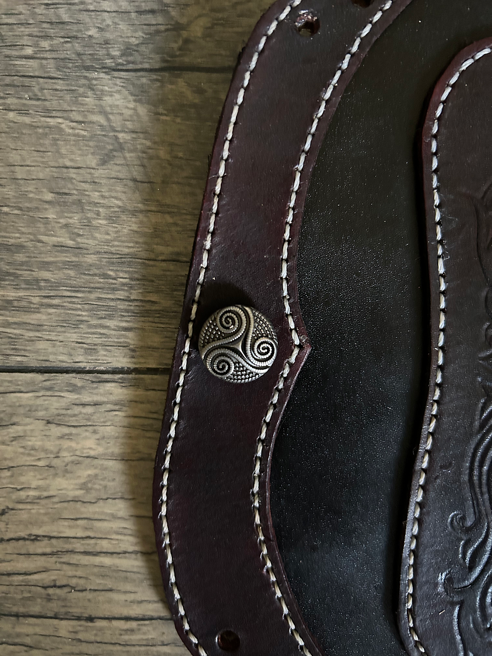 Thumbnail: Custom Tooled Arm Guard