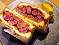 天肉 ステーキサンド