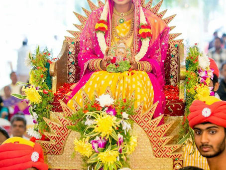 Wedding rituals at a Hindu wedding