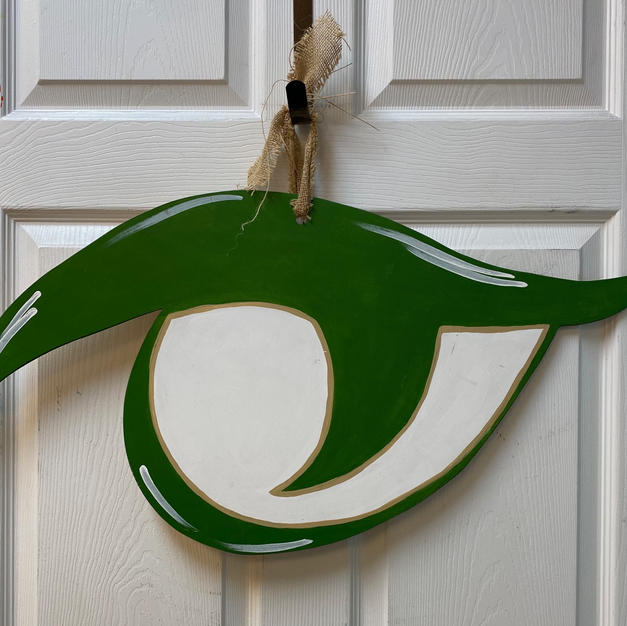 #131 Gator Eye Wood Cutout