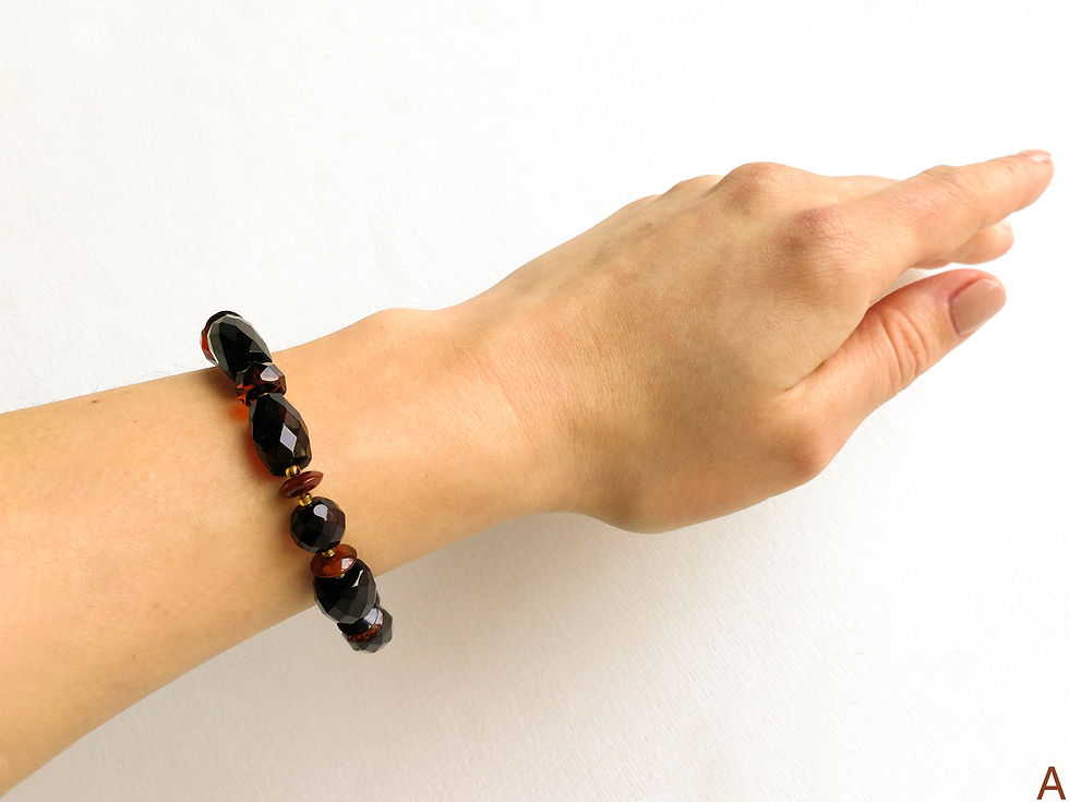 Thumbnail: Royal cherry color large barrel faceted beads amber bracelet
