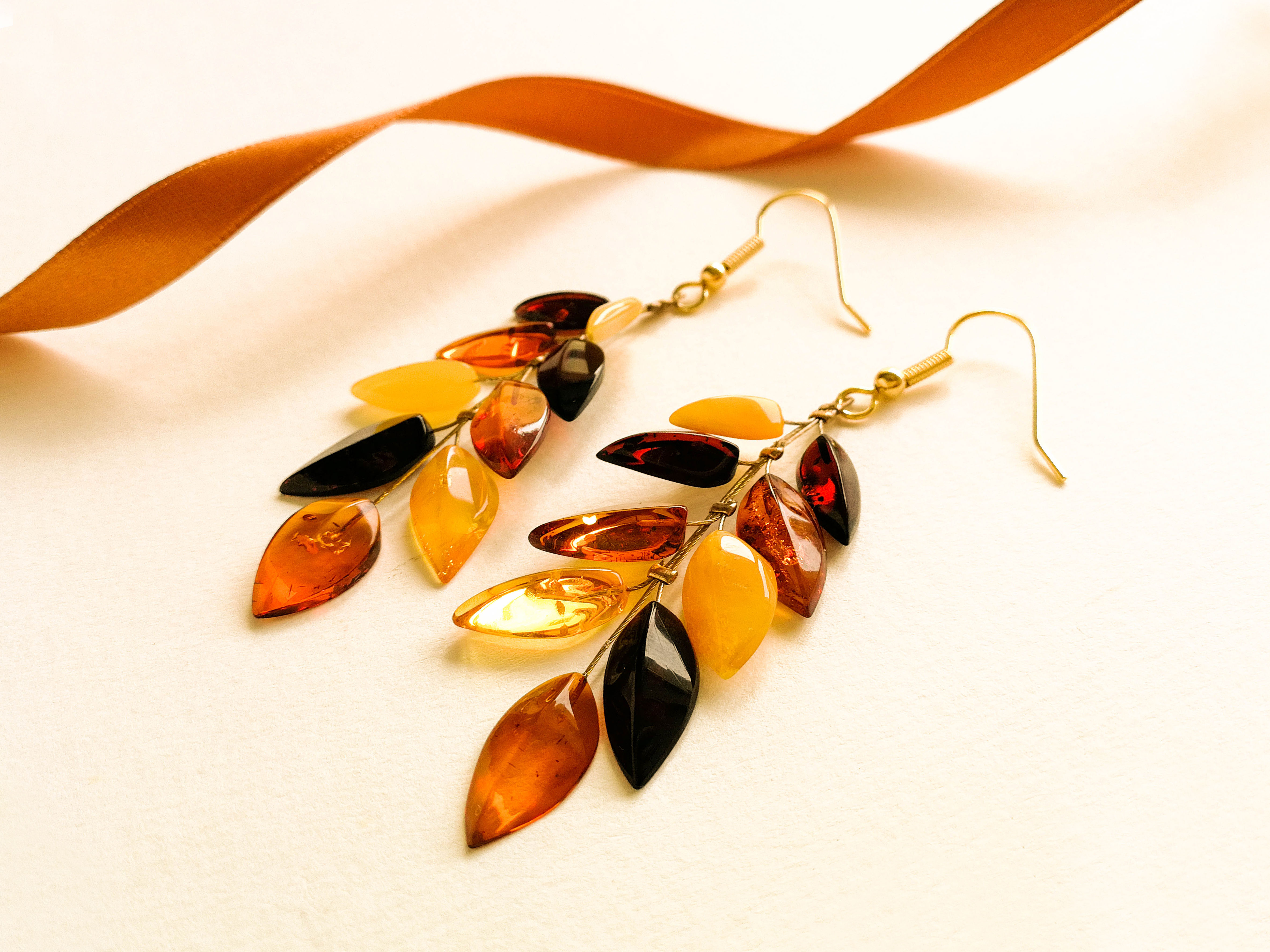 Natural amber bright mix colors long leaf earrings