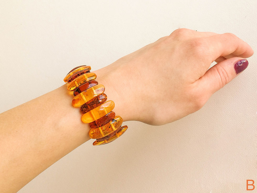 Thumbnail: Cognac color medium size amber cuff bracelet