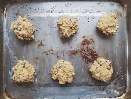 Chocolate chunk spelt cookies