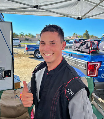 justin_thumbs_up_at_apex.jpg