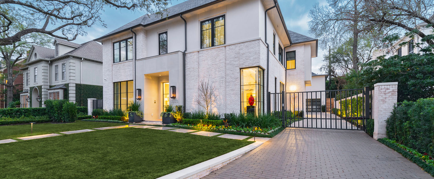 3233 Avalon Place_6702.jpg