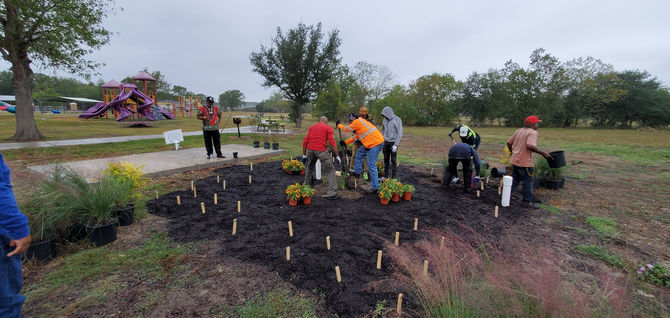 Montrose Green Infrastructure (Raingarden & Permeable Pavement) Pilot Project. Launch!!