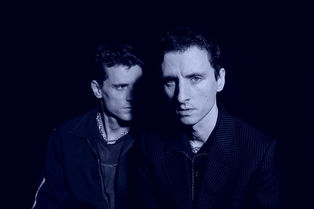 THESE NEW PURITANS, héros revenus nous bercer par un trésor.