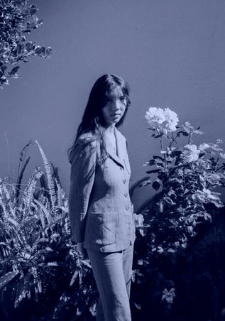 ANA ROXANNE, beauté absolue.