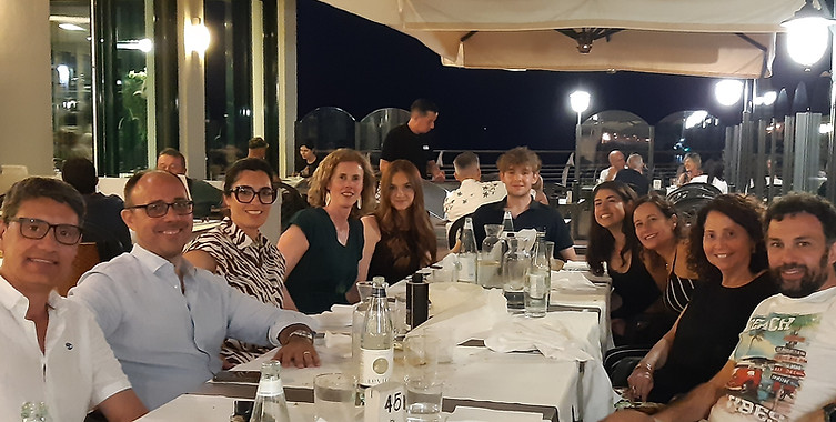 famiglie ospitanti e coordinatori live english pesaro
