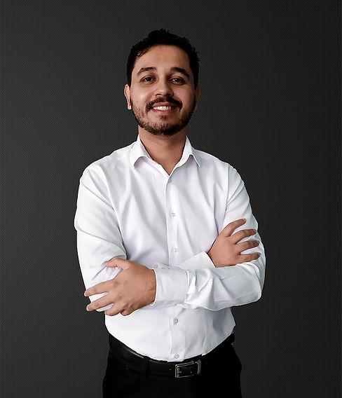 retrato de designer gráfico freelancer com expressão confiante para apresentação profissional