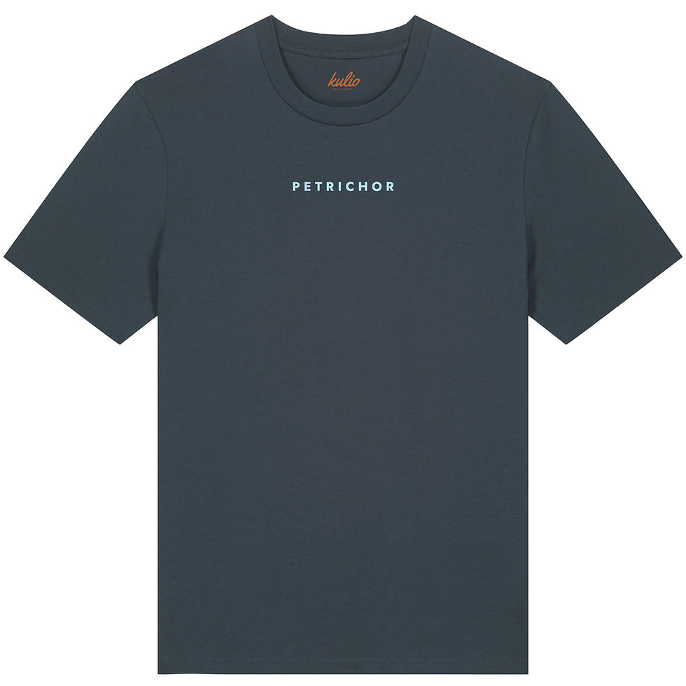 graues Bio-Baumwolle T-Shirt "Petrichor" Motiv Vorderseite