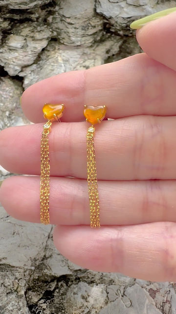 Thumbnail: Hearts and Chains