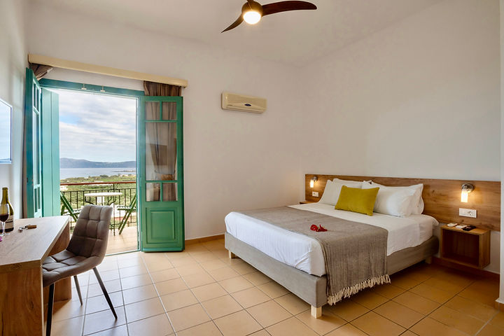 Superior Double Room with sea view