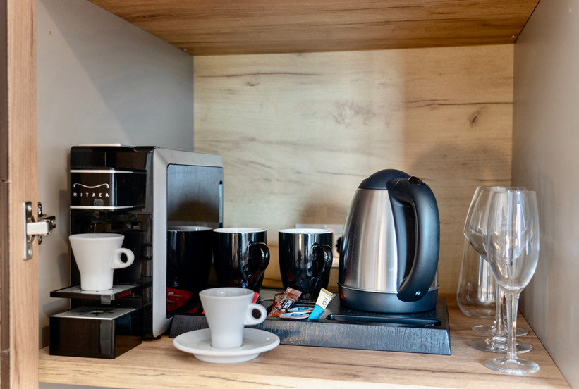 Coffee and tea making facilities