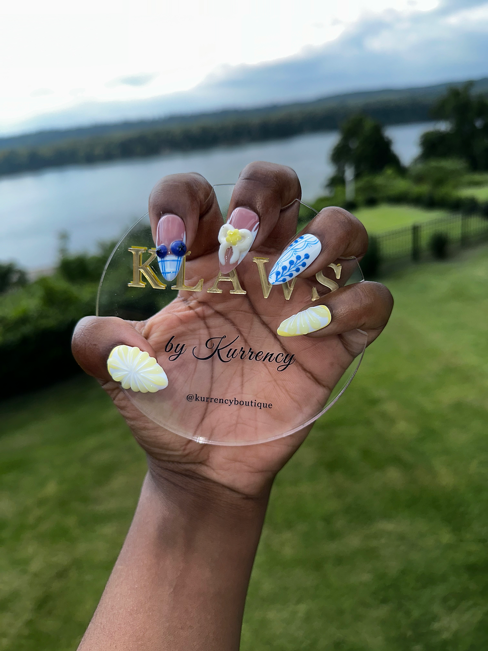 Thumbnail: Blueberry Lemonade Nail Set