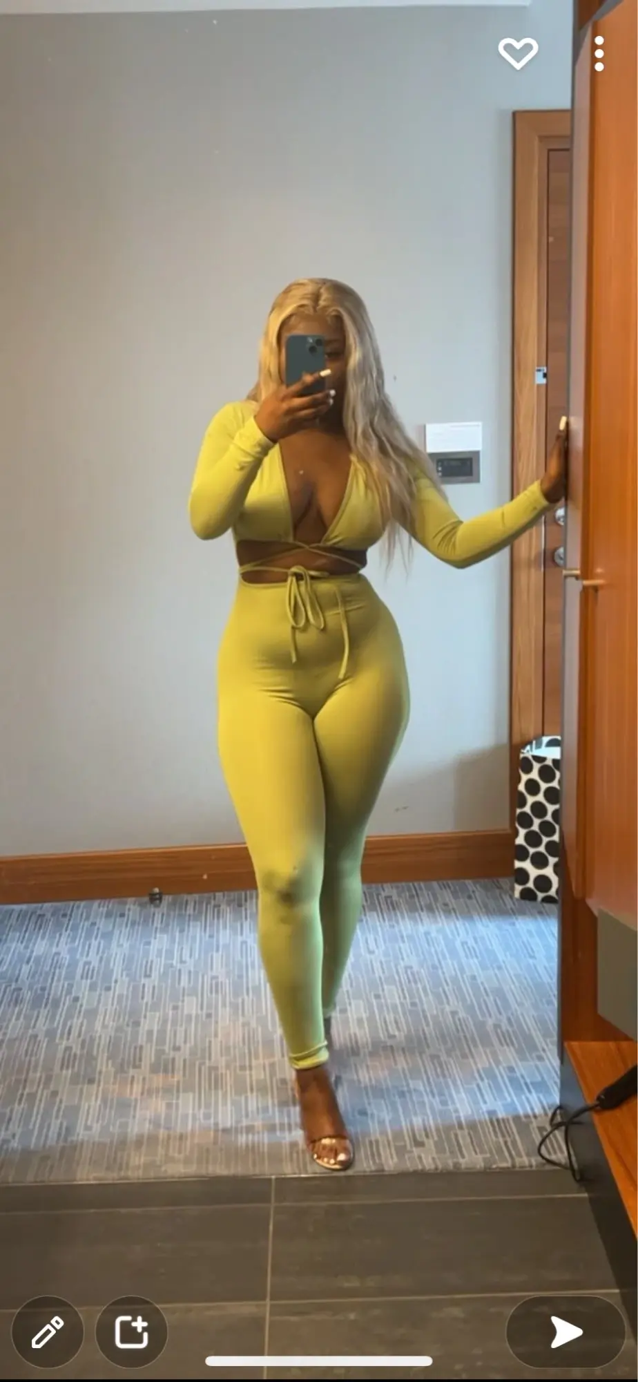 Thumbnail: Hustle - Women's Clothing Vendor List
