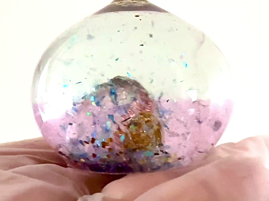 サムネイル： 動く宝珠オルゴナイト