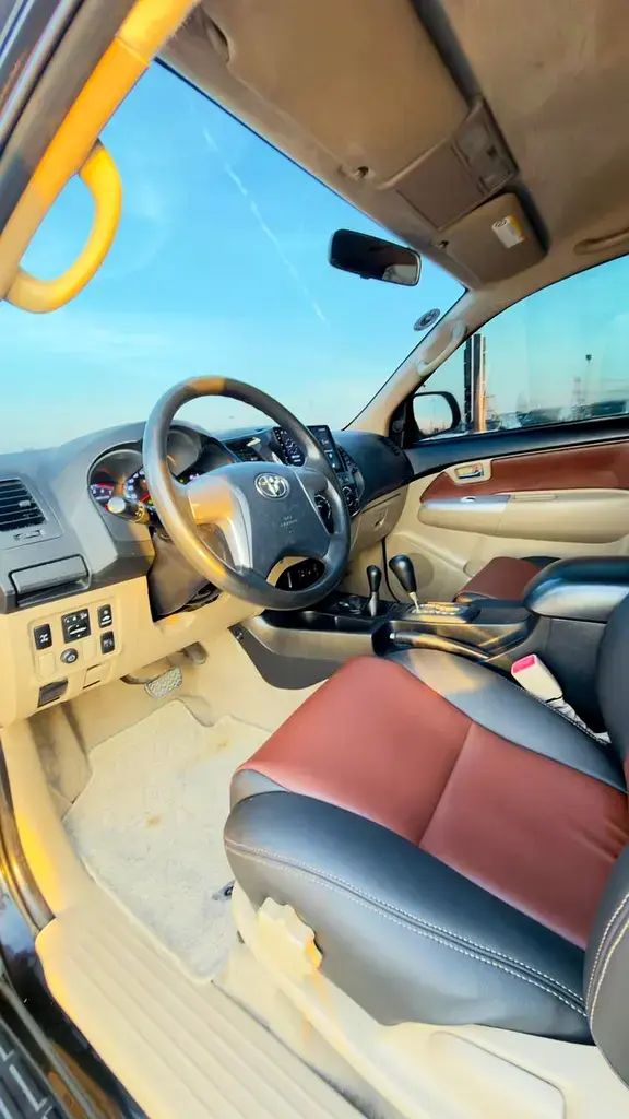 Miniature : 2015 TOYOTA FORTUNER 2015 4WD - 7 SEATER