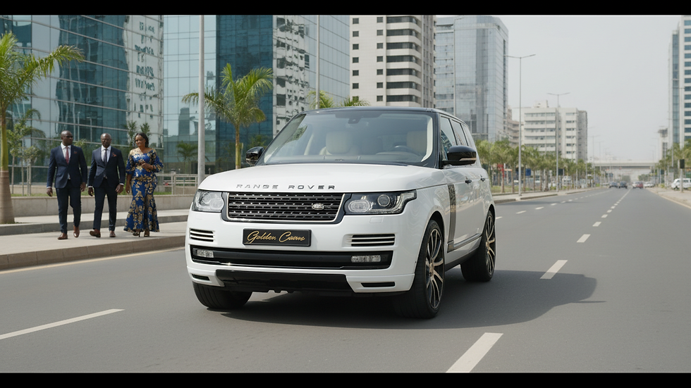 Vue avant d’un Range Rover Vogue blanc sur une route de Kinshasa