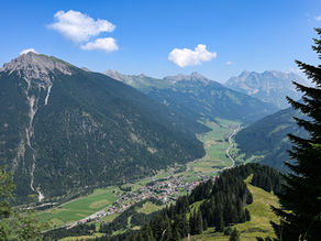 Tirol: Transitverkehr in Schranken weisen!