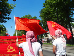 1. Mai 2025: Schulter an Schulter gegen den Imperialismus – Arbeiterklasse voran!