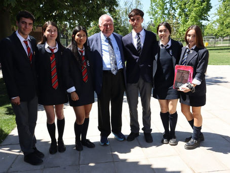 Doctor David Block visitó el Colegio Carampangue