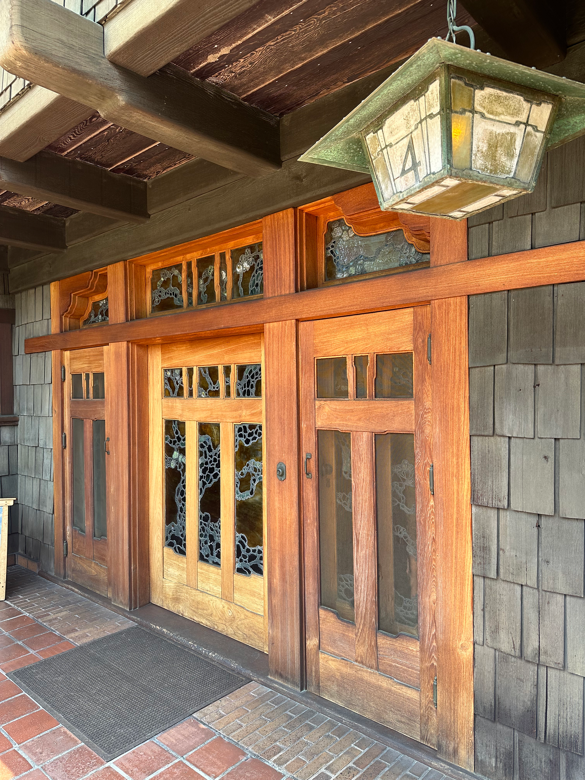 gamble house, craftsman architecture, craftsman architecture style, outside, exterior design