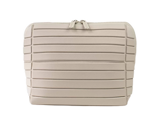 The Container Store Parallelle Medium Traveller Bag Bisque