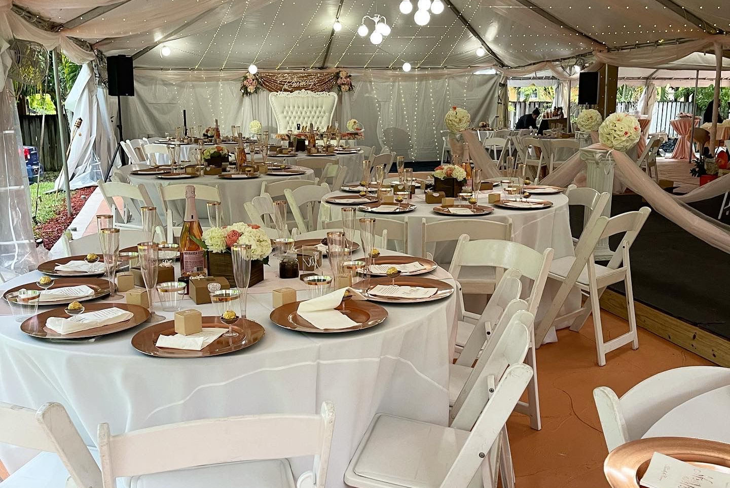 White and Gold Event Decorations