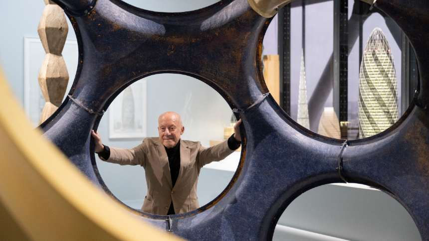 norman-foster-pompidou.jpg