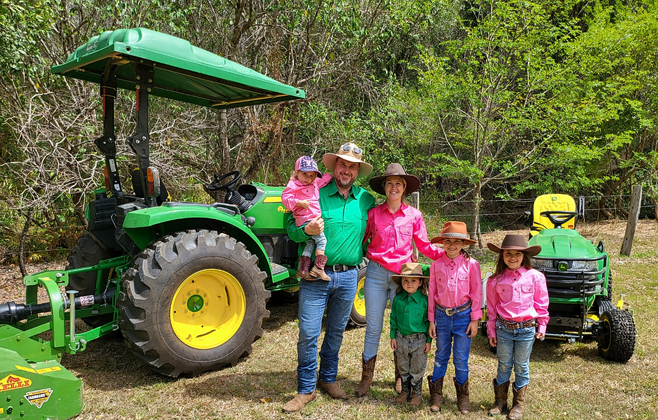 Meet Mow and Build Family Photo