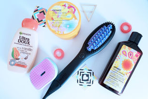 Routine cheveux et test de la brosse lissante DAFNI go