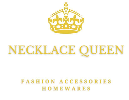 Necklace Queen Logo Gold 3_edited_edited.jpg