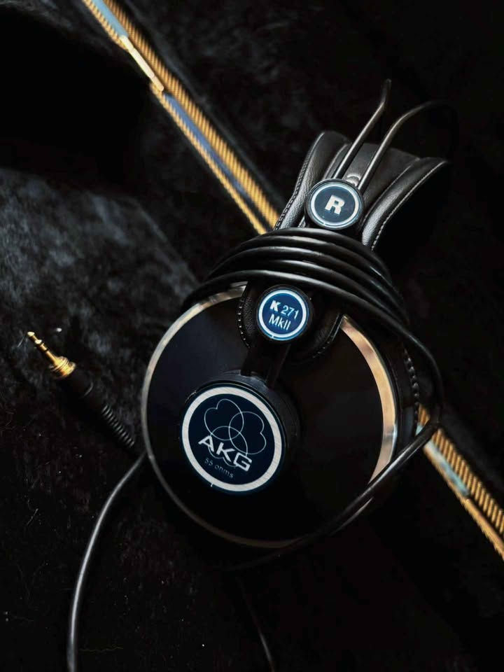 縮圖：AKG K271 MKII 封閉式 專業 錄音室 監聽耳機