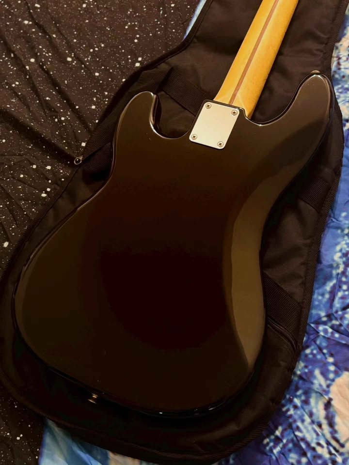 Thumbnail: Fender Japan Hybrid '50s Precision Bass 日廠 電貝斯