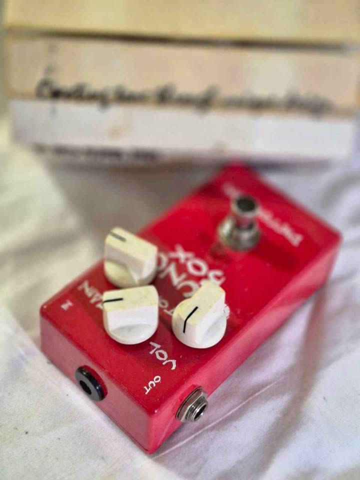 Thumbnail: MI Audio Crunch Box Distortion 破音 效果器