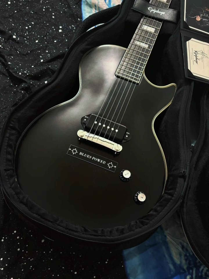 縮圖：Epiphone Jared James Nichols 簽名款 Old Glory Les Paul Mat Black 電吉他