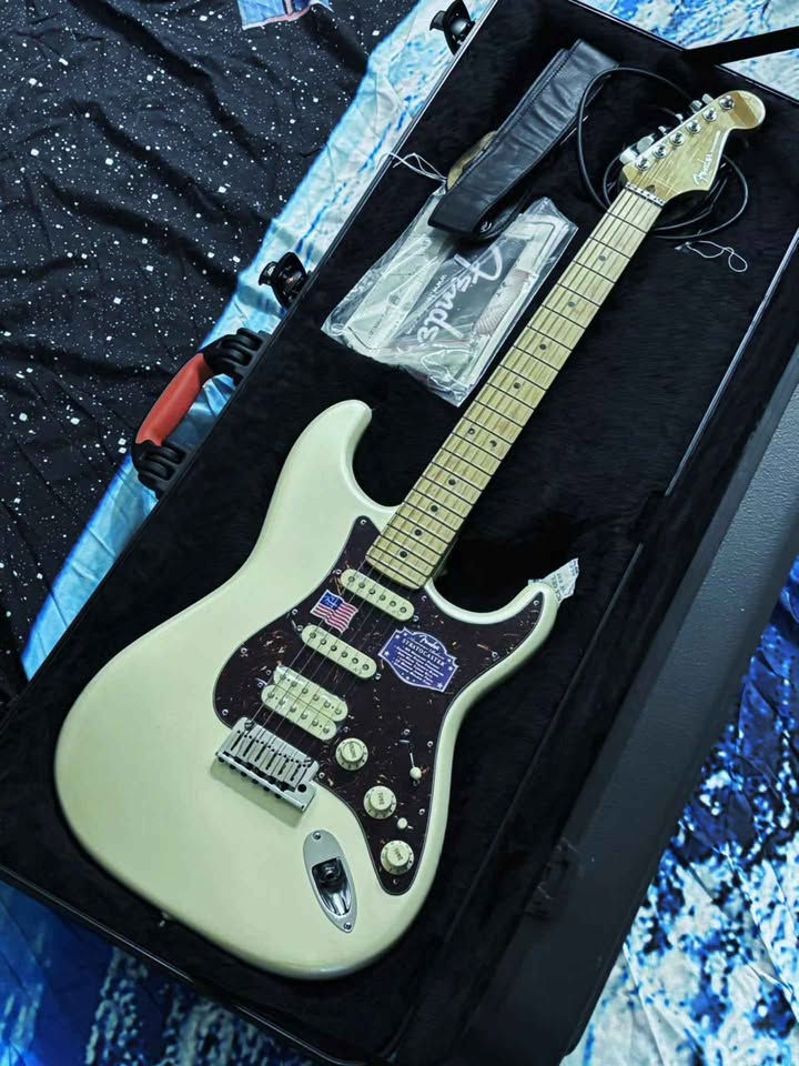 Fender American Deluxe Stratocaster 美廠 電吉他