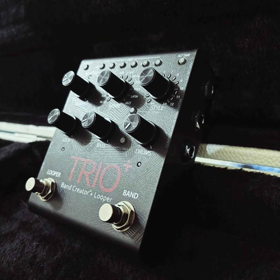 Thumbnail: DigiTech Trio+ 自動伴奏 Loop 效果器