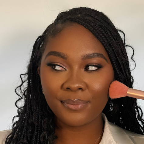 Inside the Rise of Geneva Nicole, the Soft Glam Artist Everyone’s Talking About!