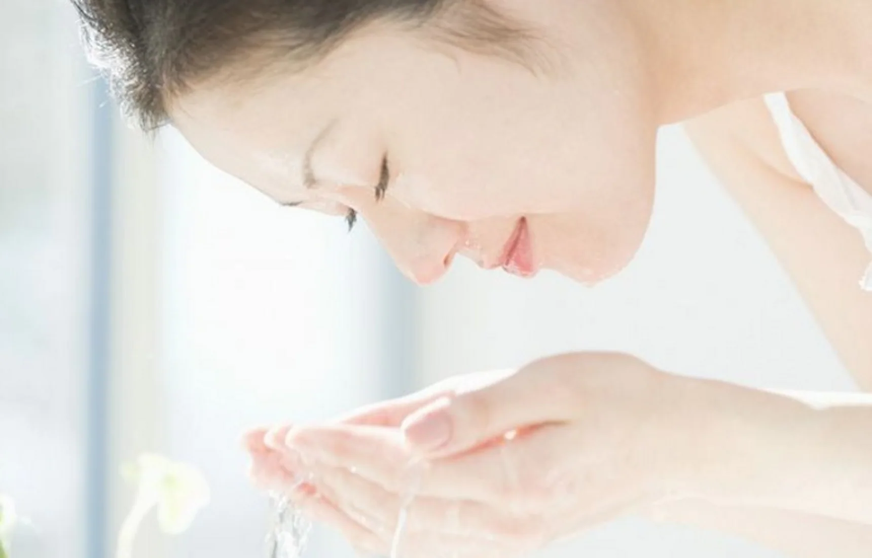 JAPANESE WASHING FACE